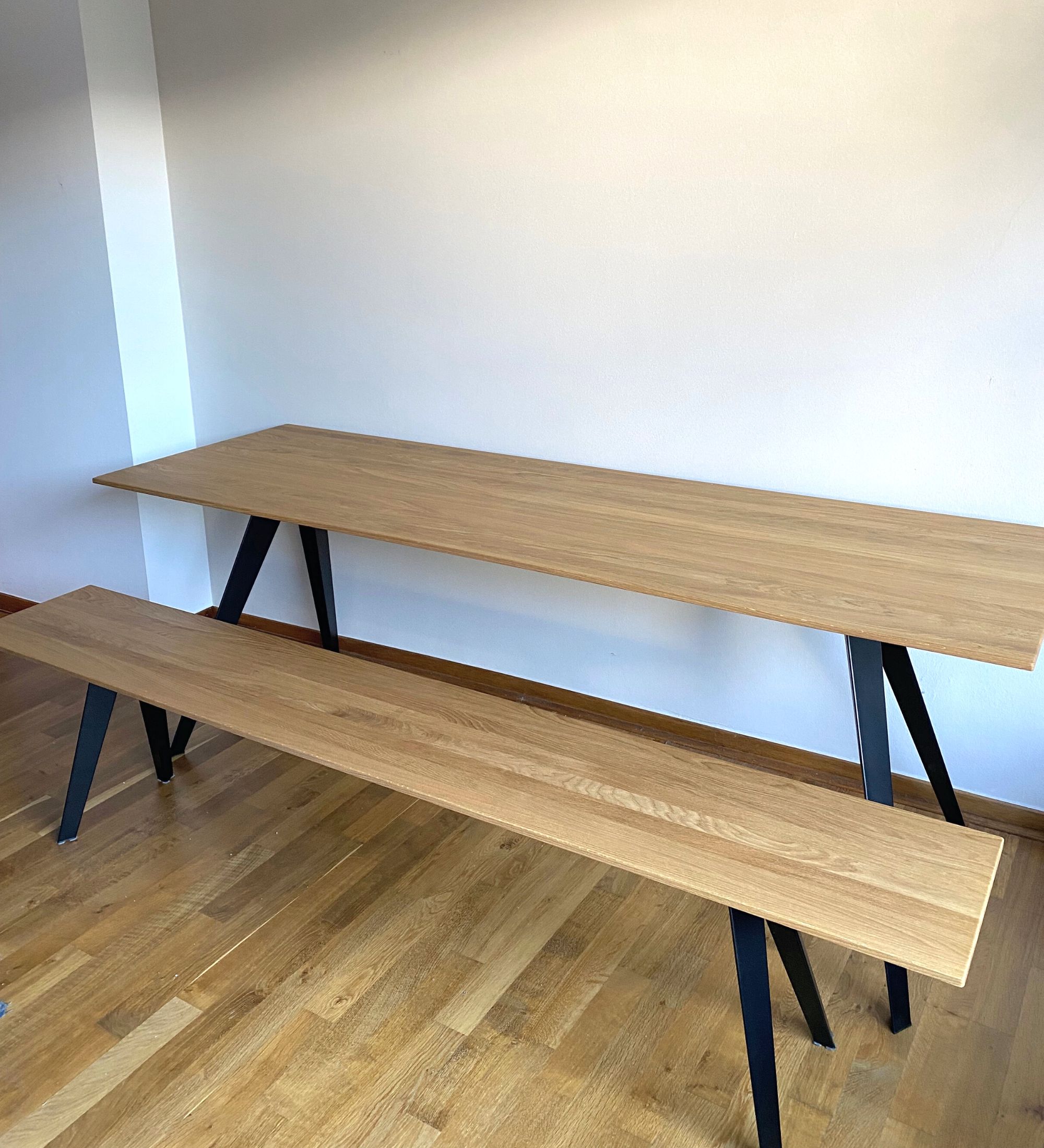 Klapptisch Knikke mit Bank aus Massivholz