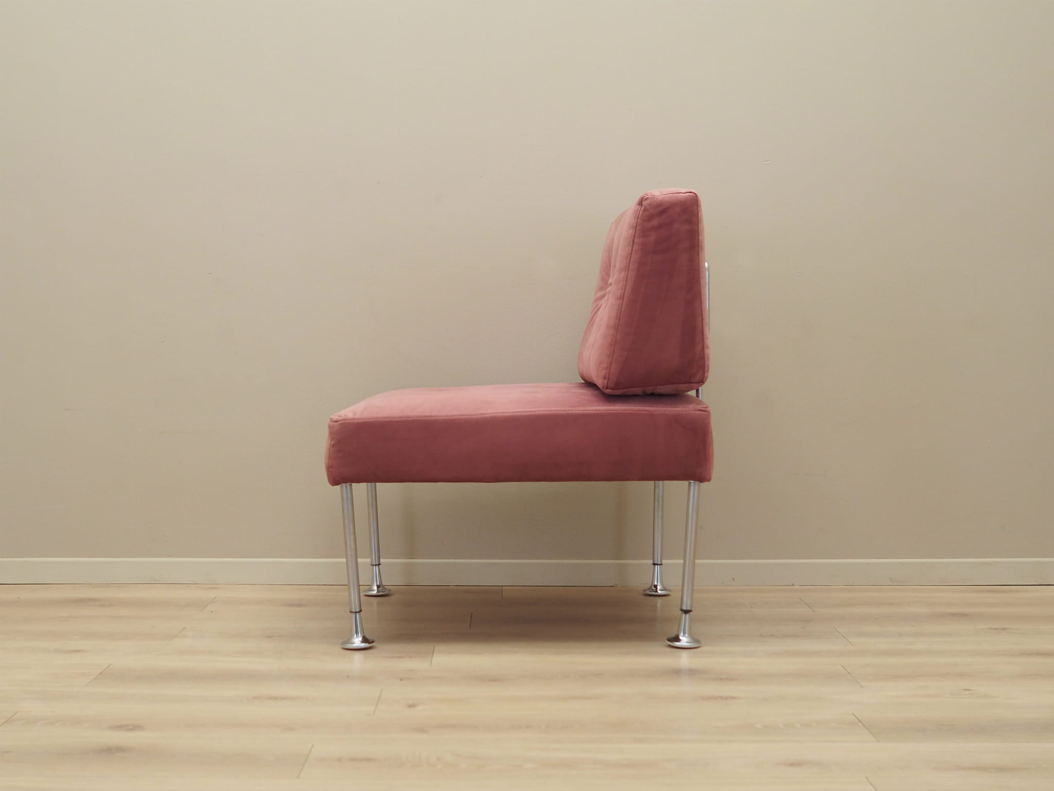 Vintage armchair velvet metal pink 1960s