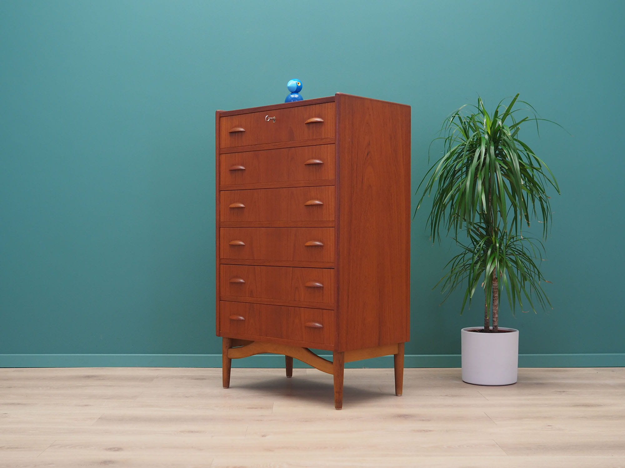 Vintage chest of drawers Teak wood Brown 1970s