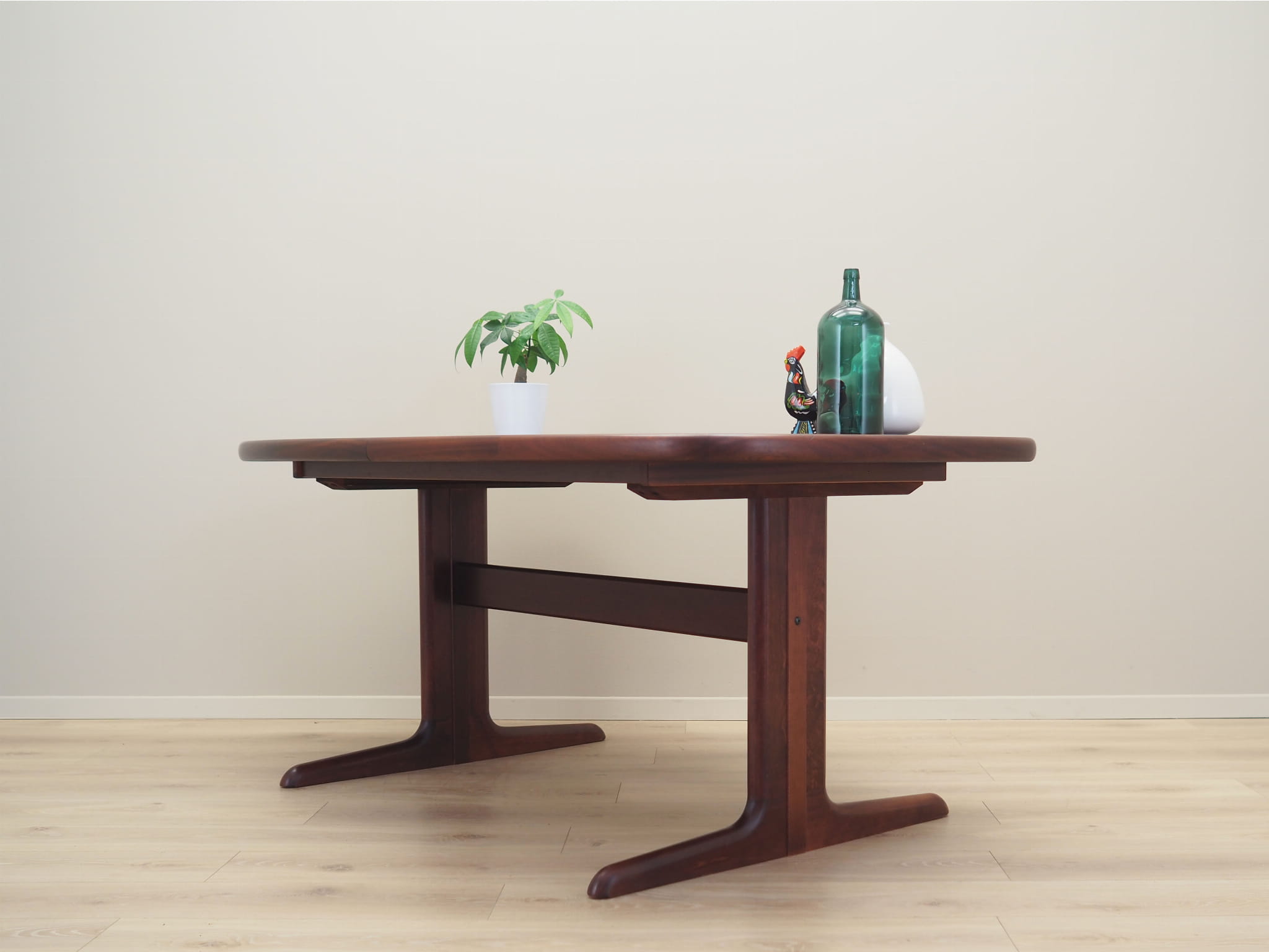 Mahogany Tisch 1990 Jare