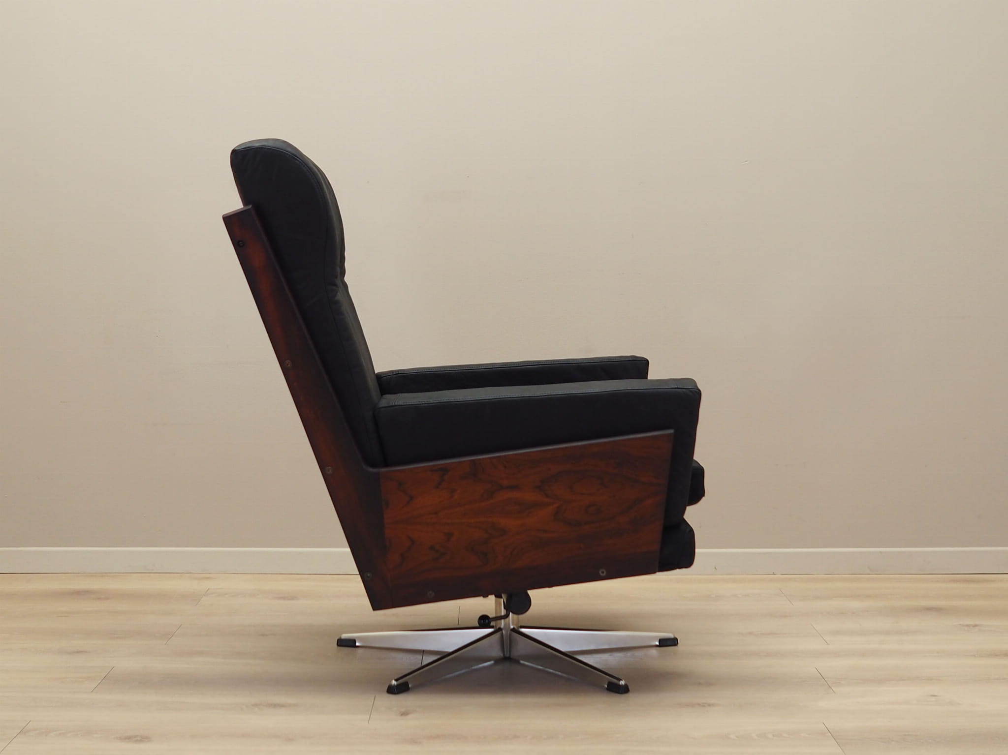 Vintage office chair leather wood black 1970s