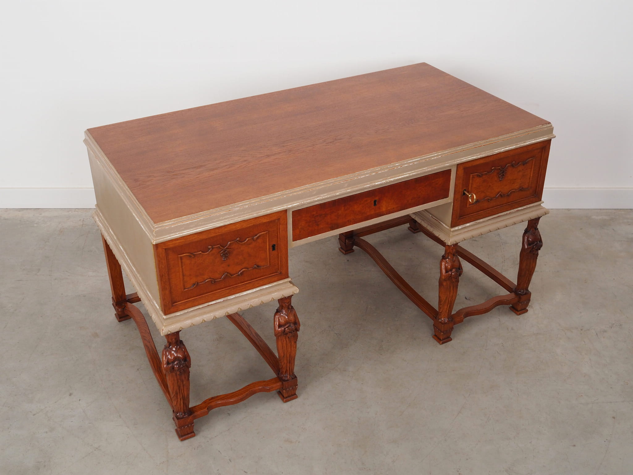 Vintage desk wood brown 1950s