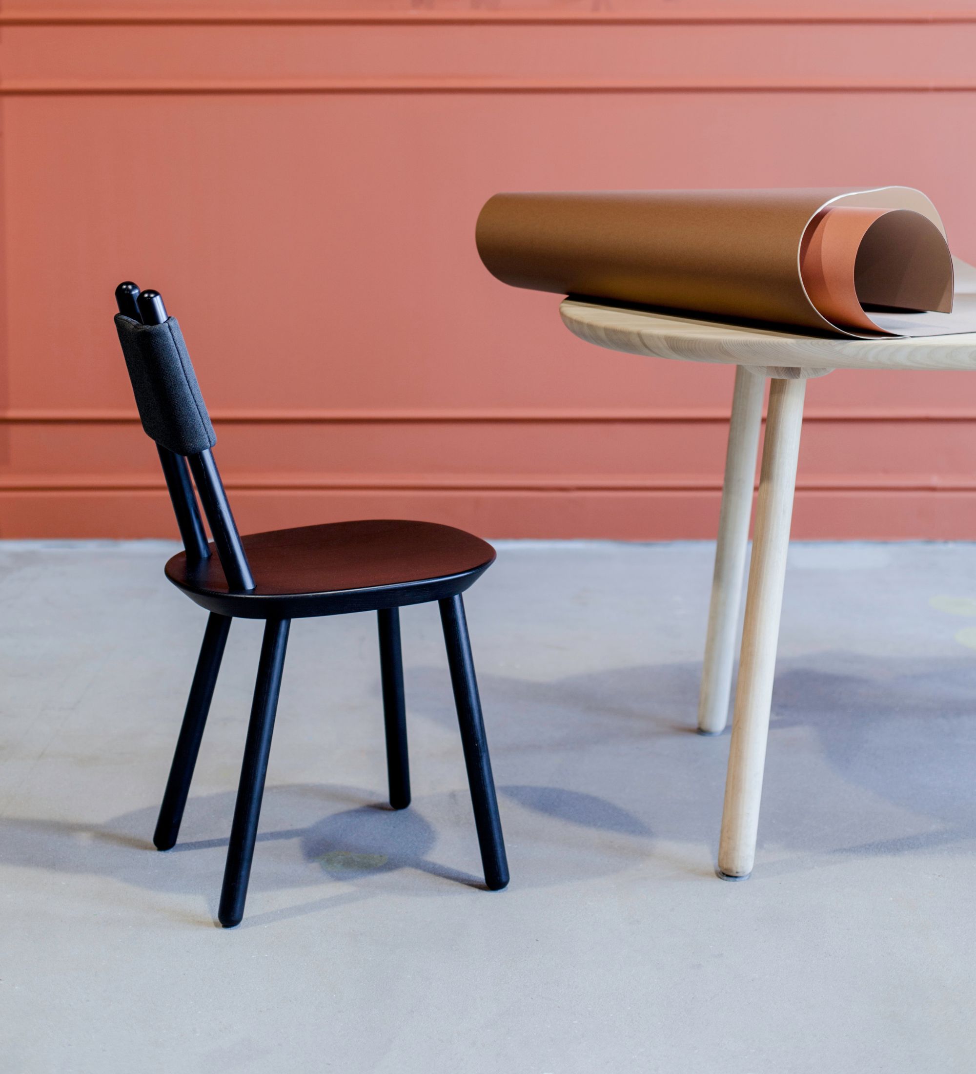 Naïve Chair Ash Wood Black