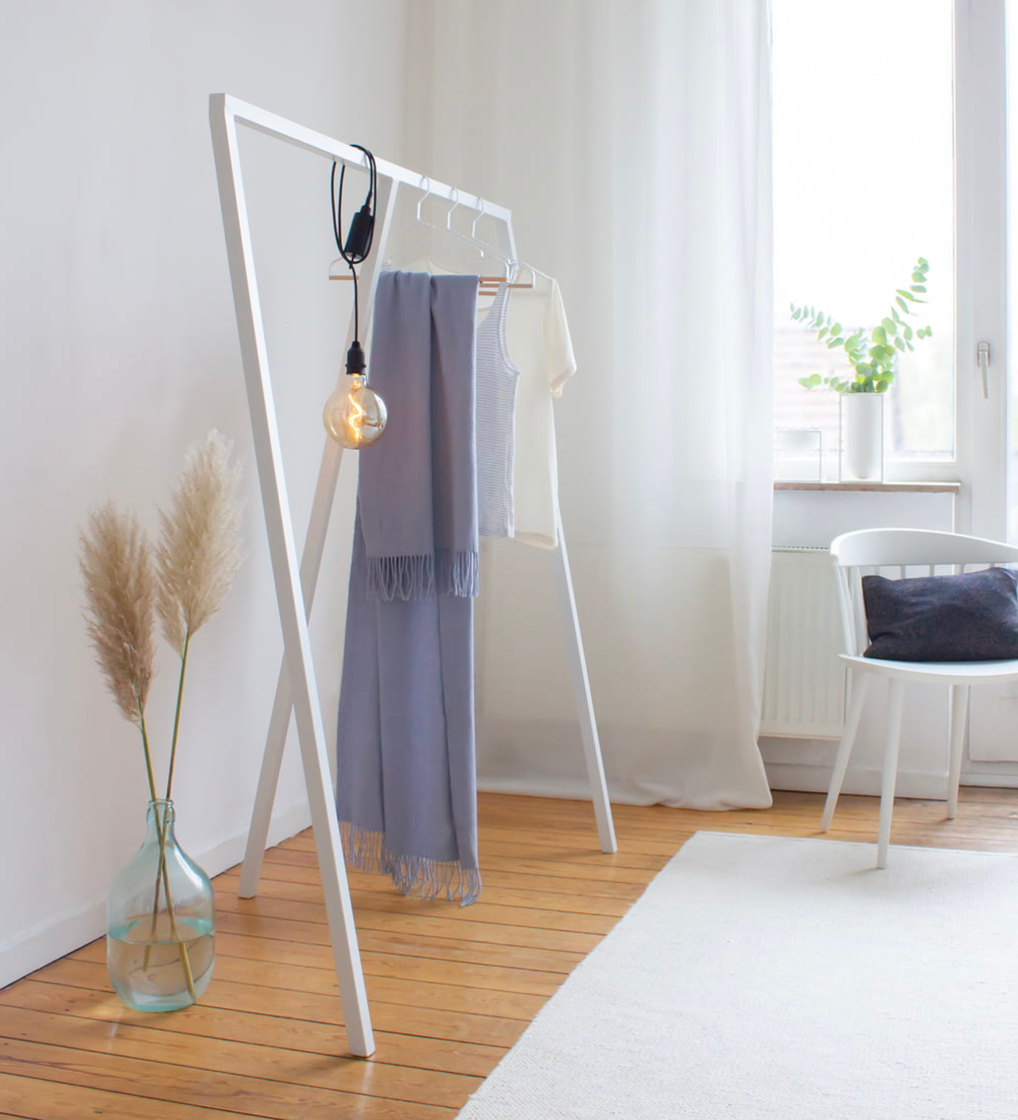 HAY Loop Stand Garderobe Schwarz
