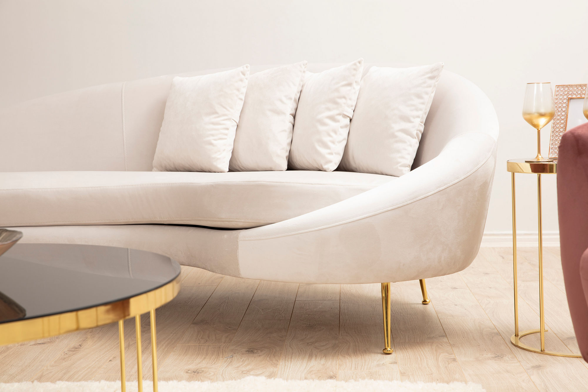 Elegant sofa 3-seater Beige