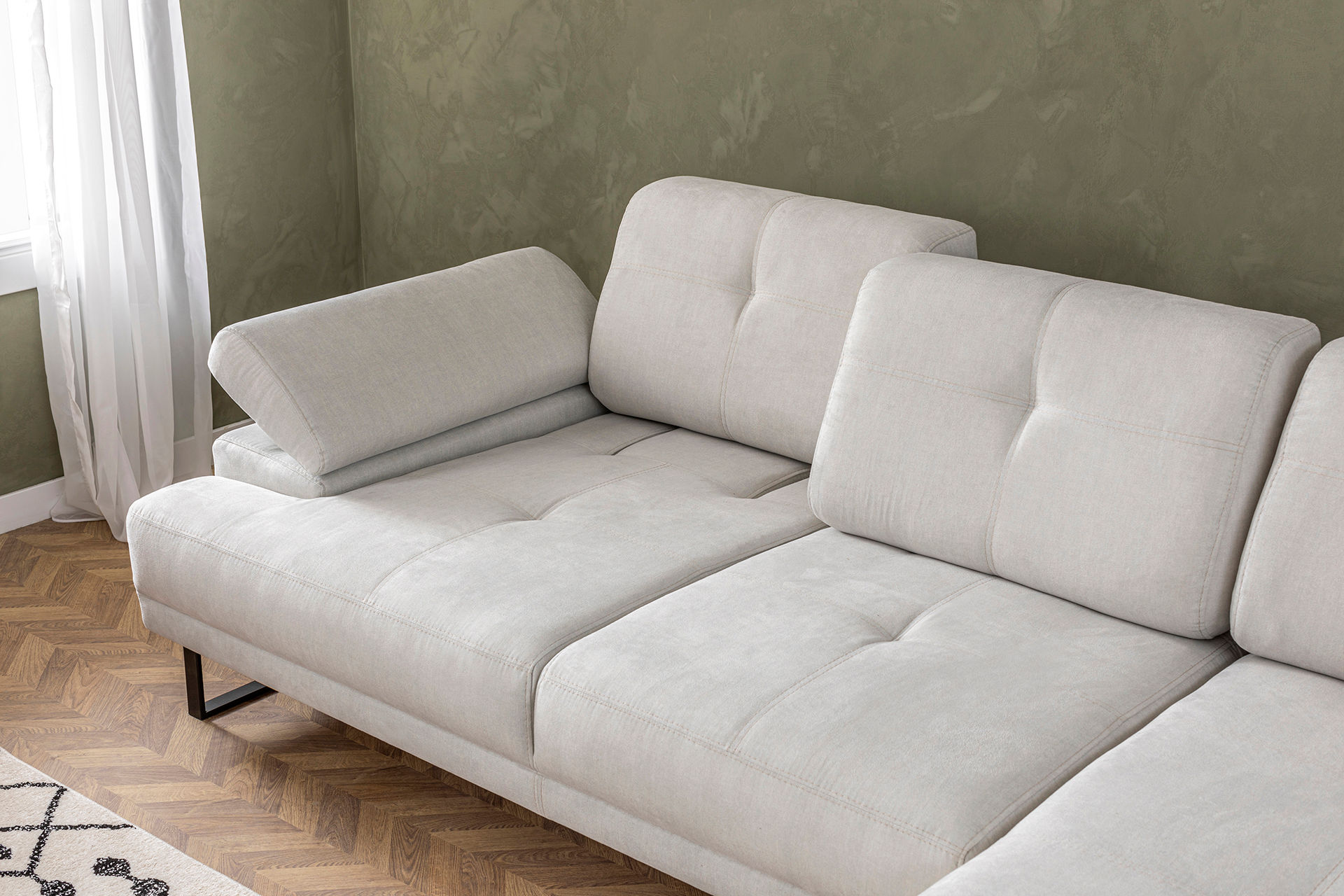 Mustang Sofa L Right Chaise Lounge Beige