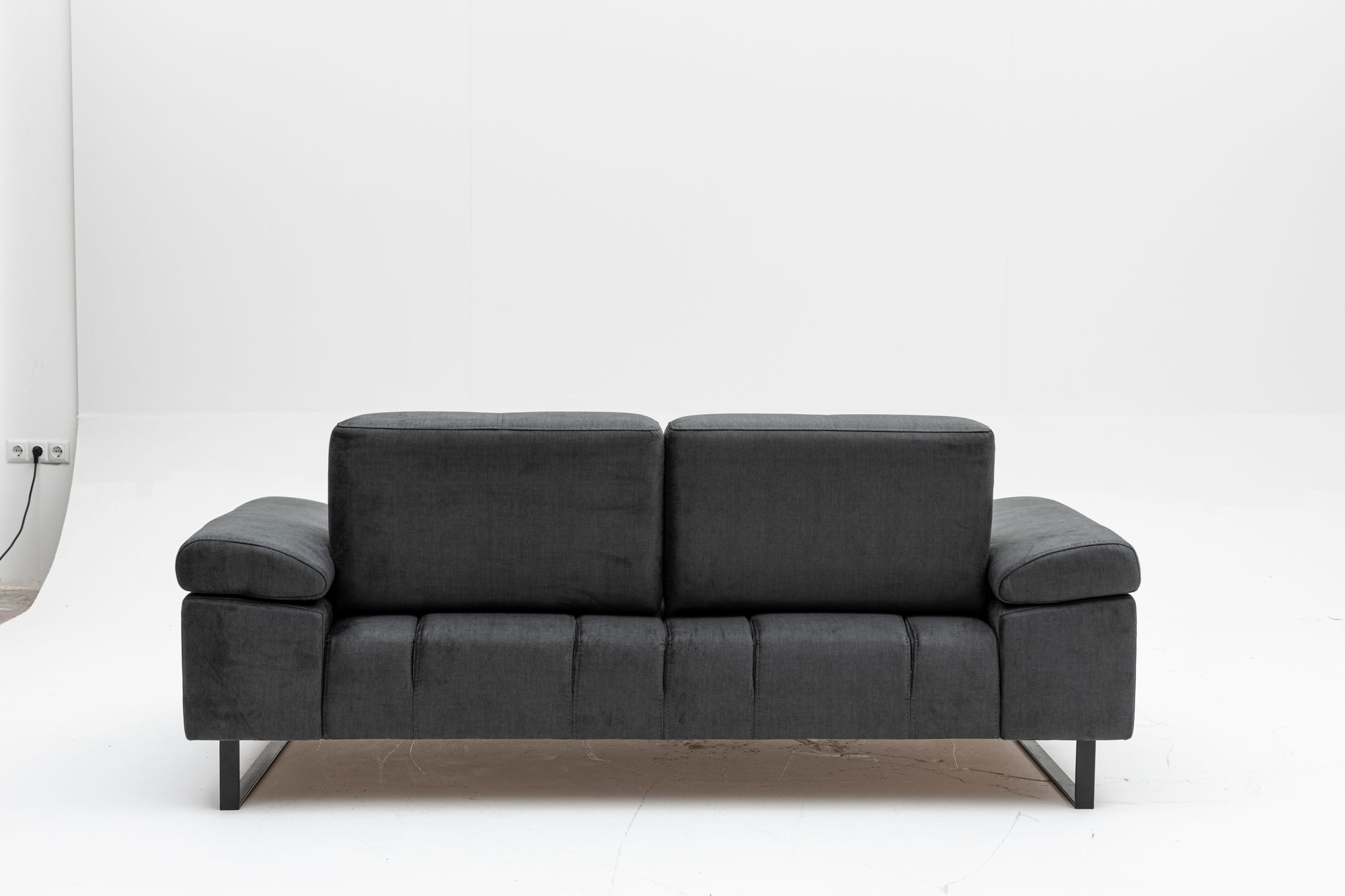 Mustang Sofa Charcoal