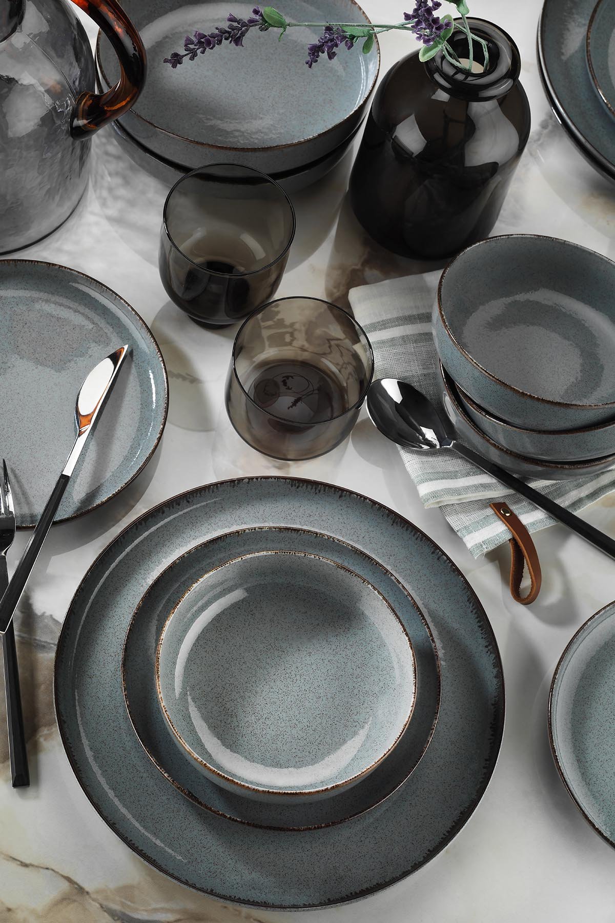 Tableware set 16-pc. Porcelain Green