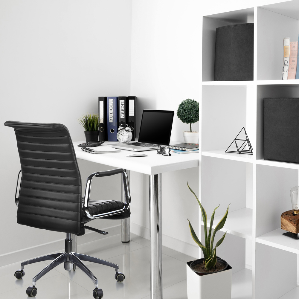 ASPERA 10 Swivel Office Chair with Casters Leather Black
