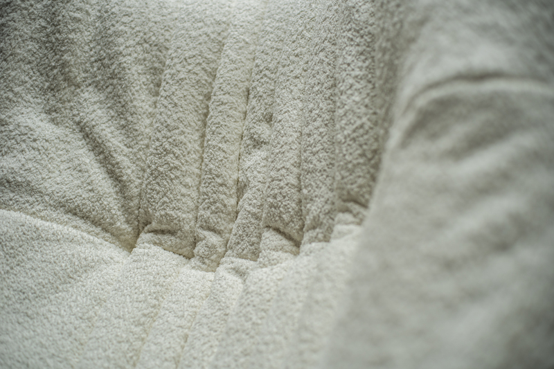 Togo Sofa 2-seater Bouclé White