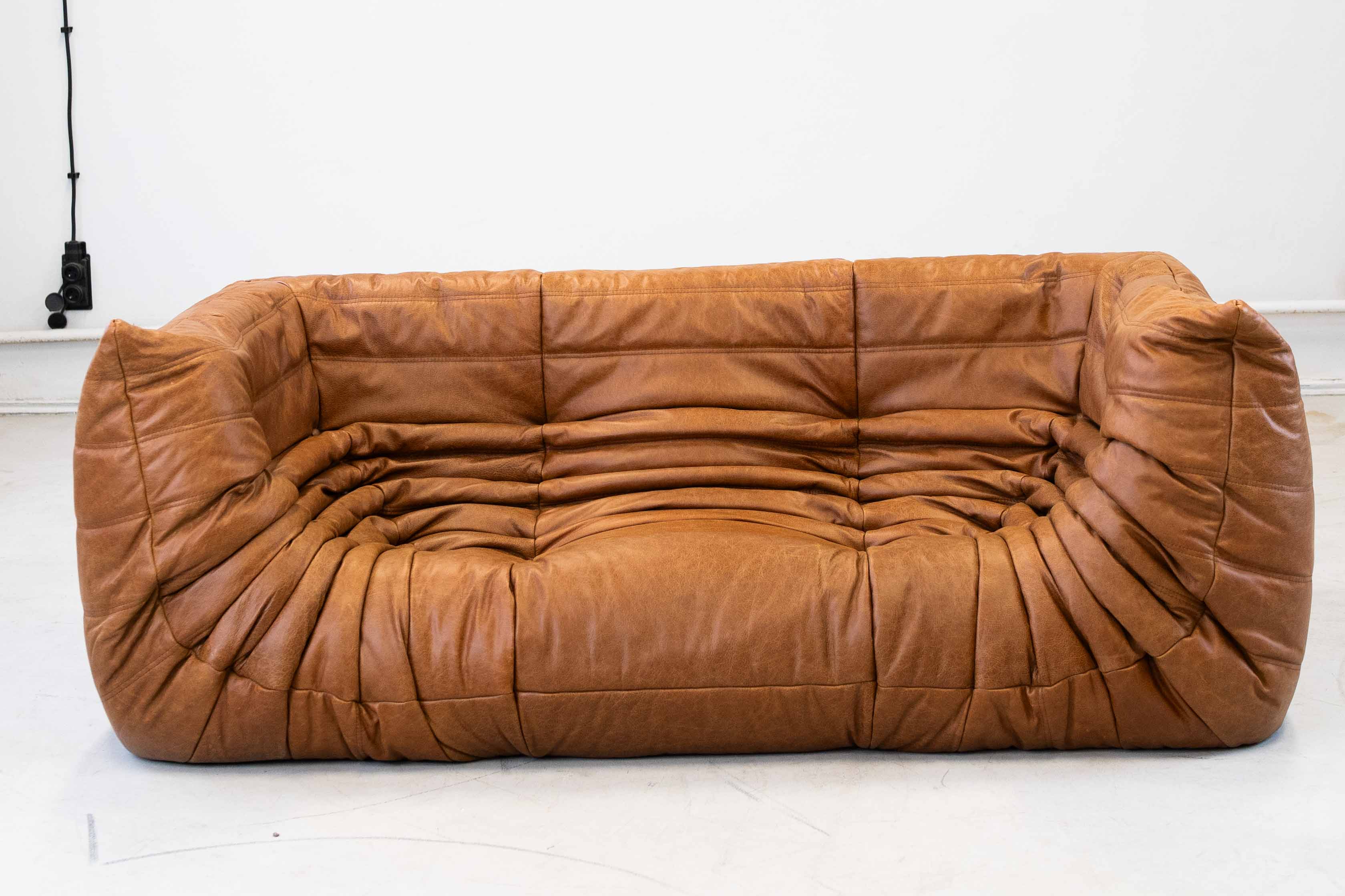 Divano Togo 2 posti con braccioli pelle pull-up marrone pino