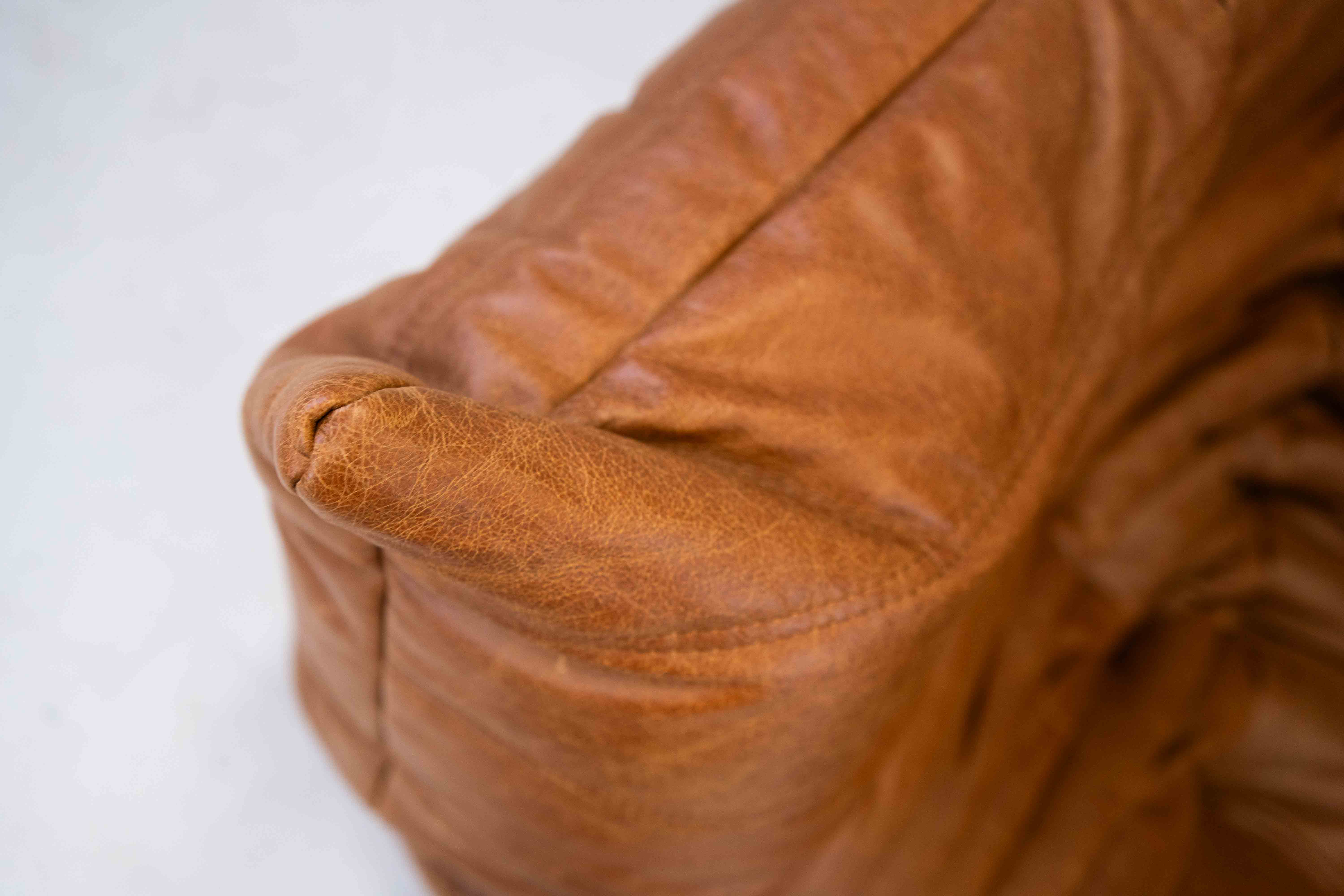 Divano Togo 2 posti con braccioli pelle pull-up marrone pino