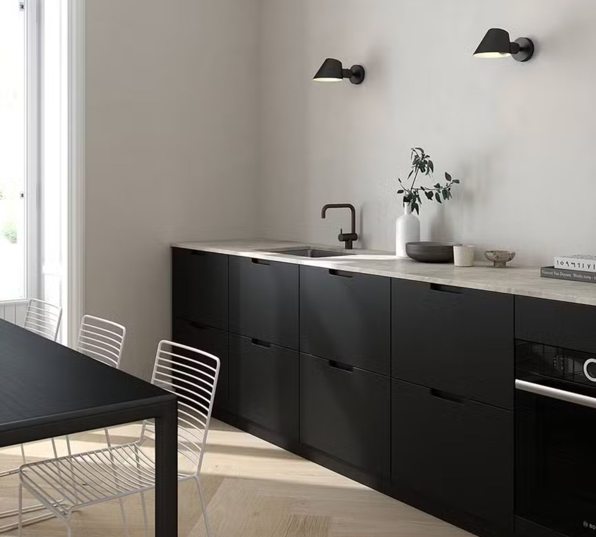 Wall lamp aluminum black