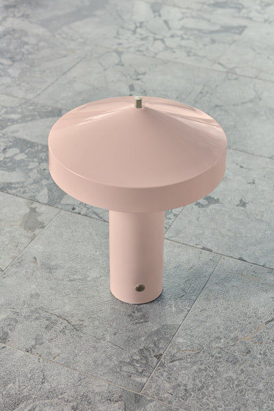 Hatto Table Lamp Metal Pink