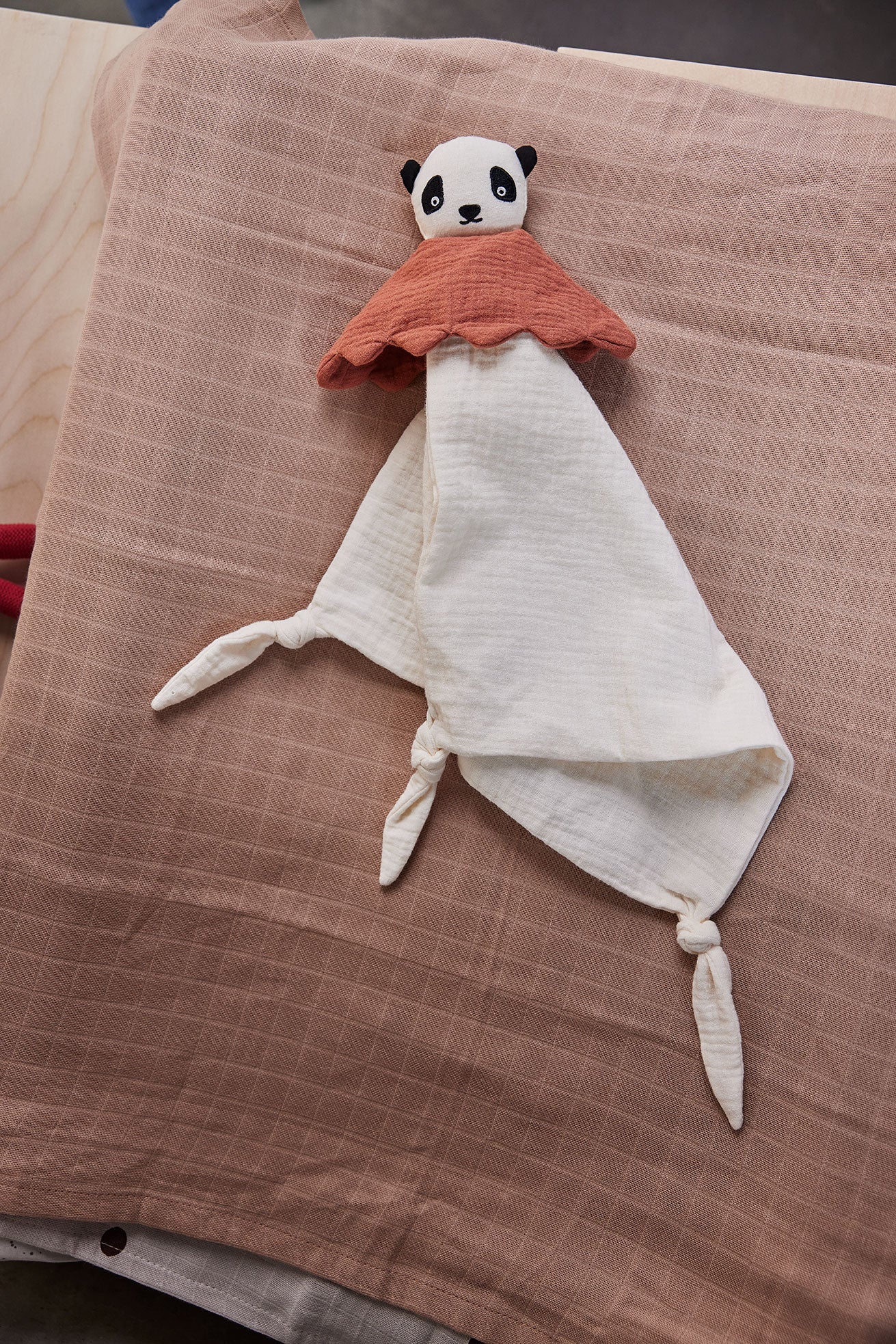 Lun Lun Cuddle Cloth Panda Cotton White