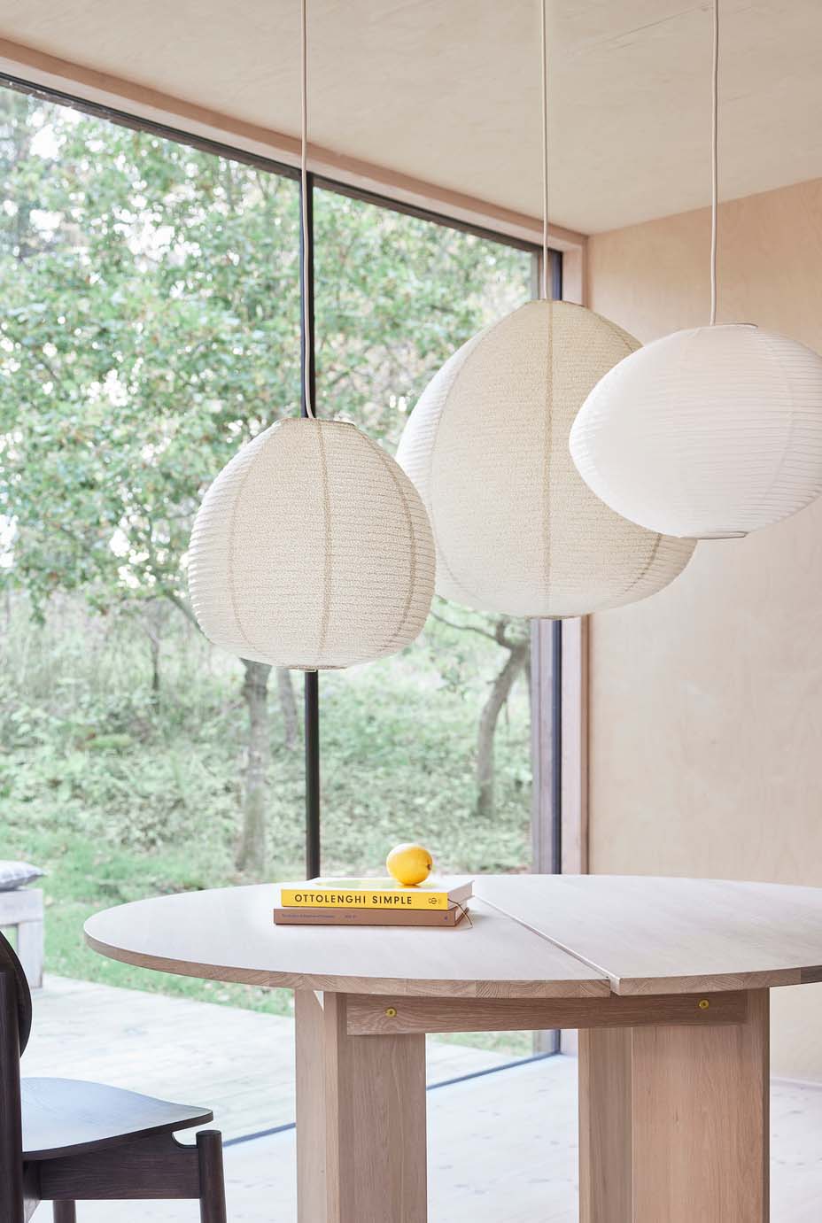 Moyo Lamp Large Paper White