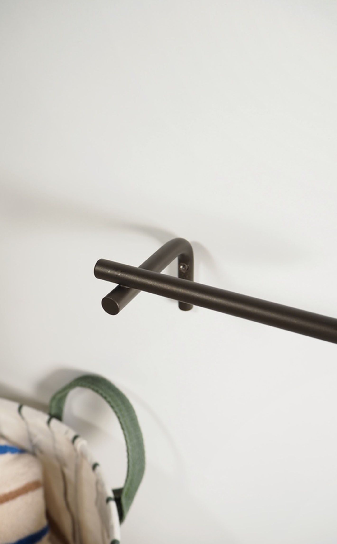 Pieni Toilet paper holder Stainless steel brown