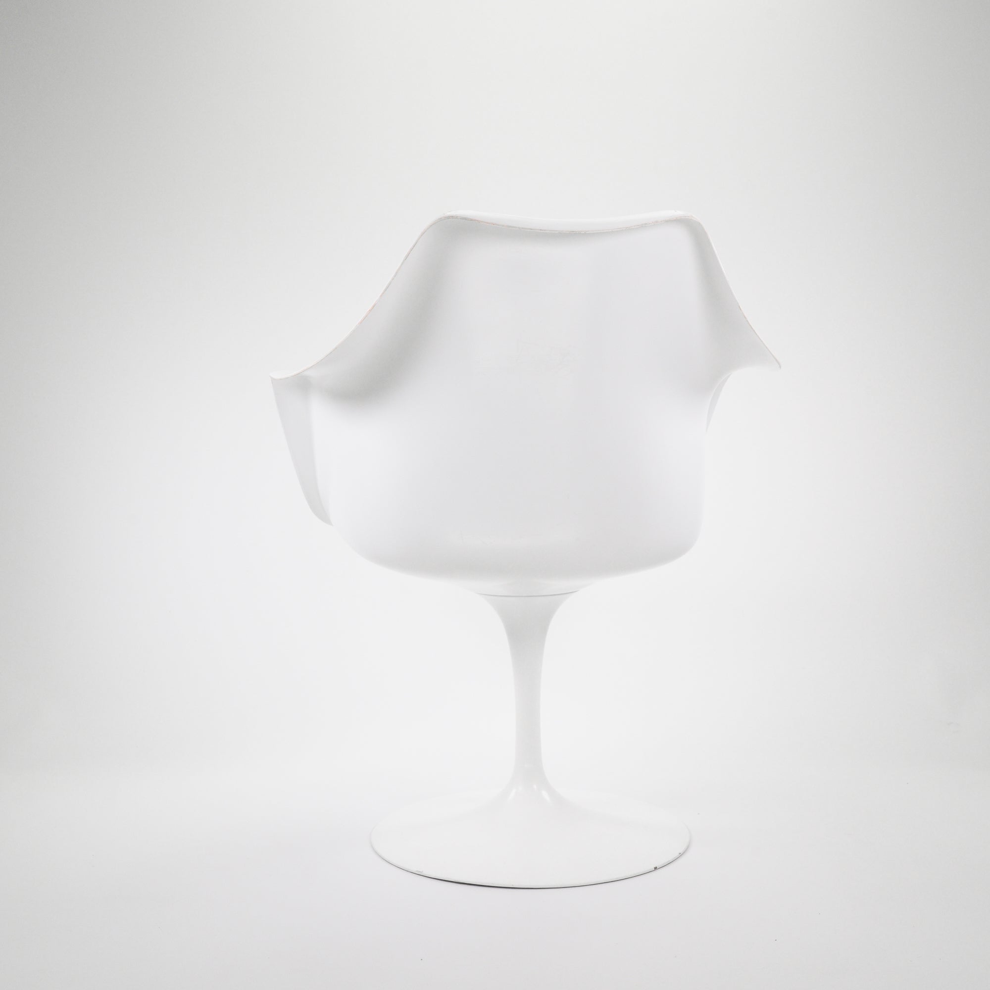 Saarinen Tulip Armchair White Brown Leather