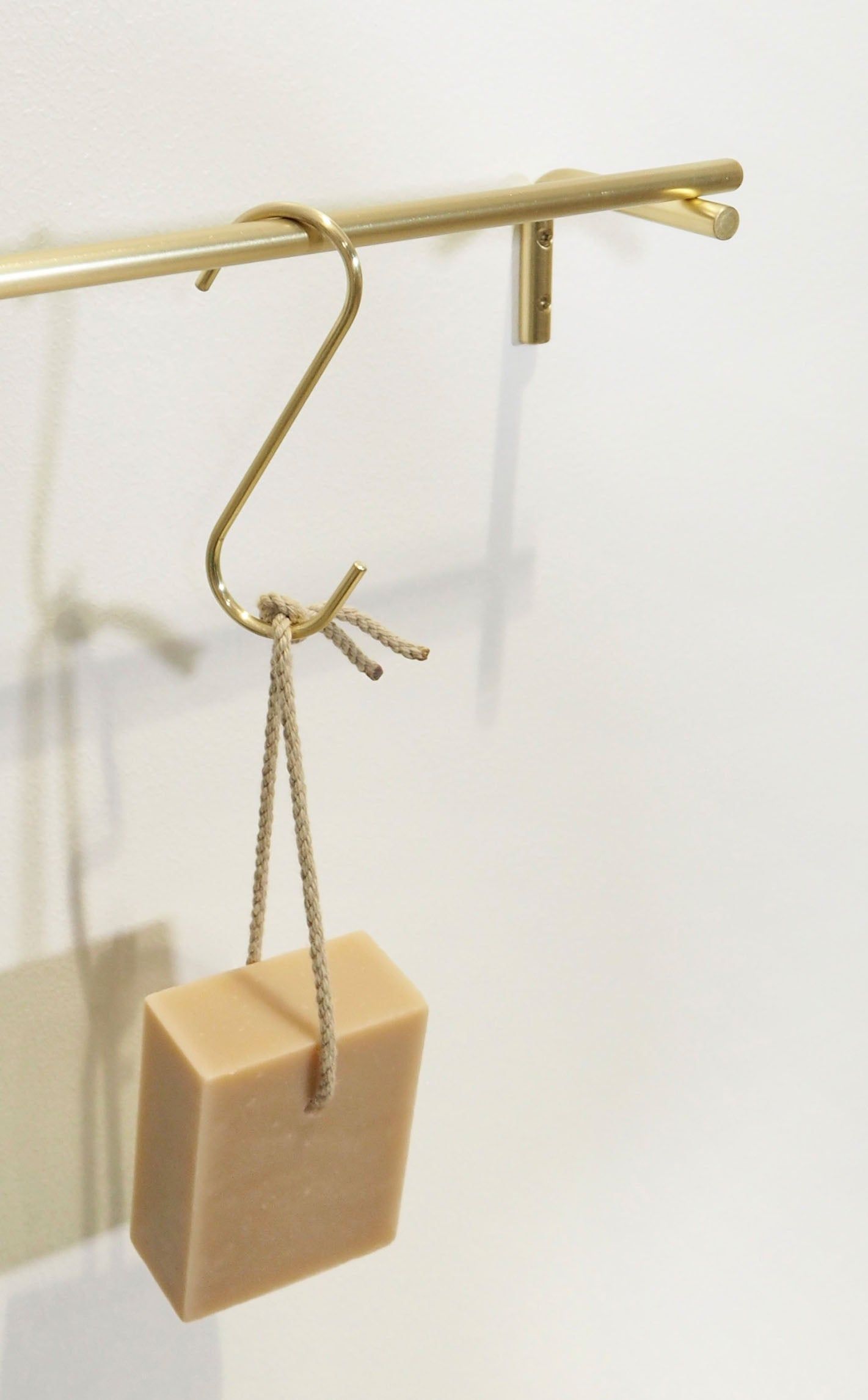 Pieni Towel Holder Stainless Steel Gold