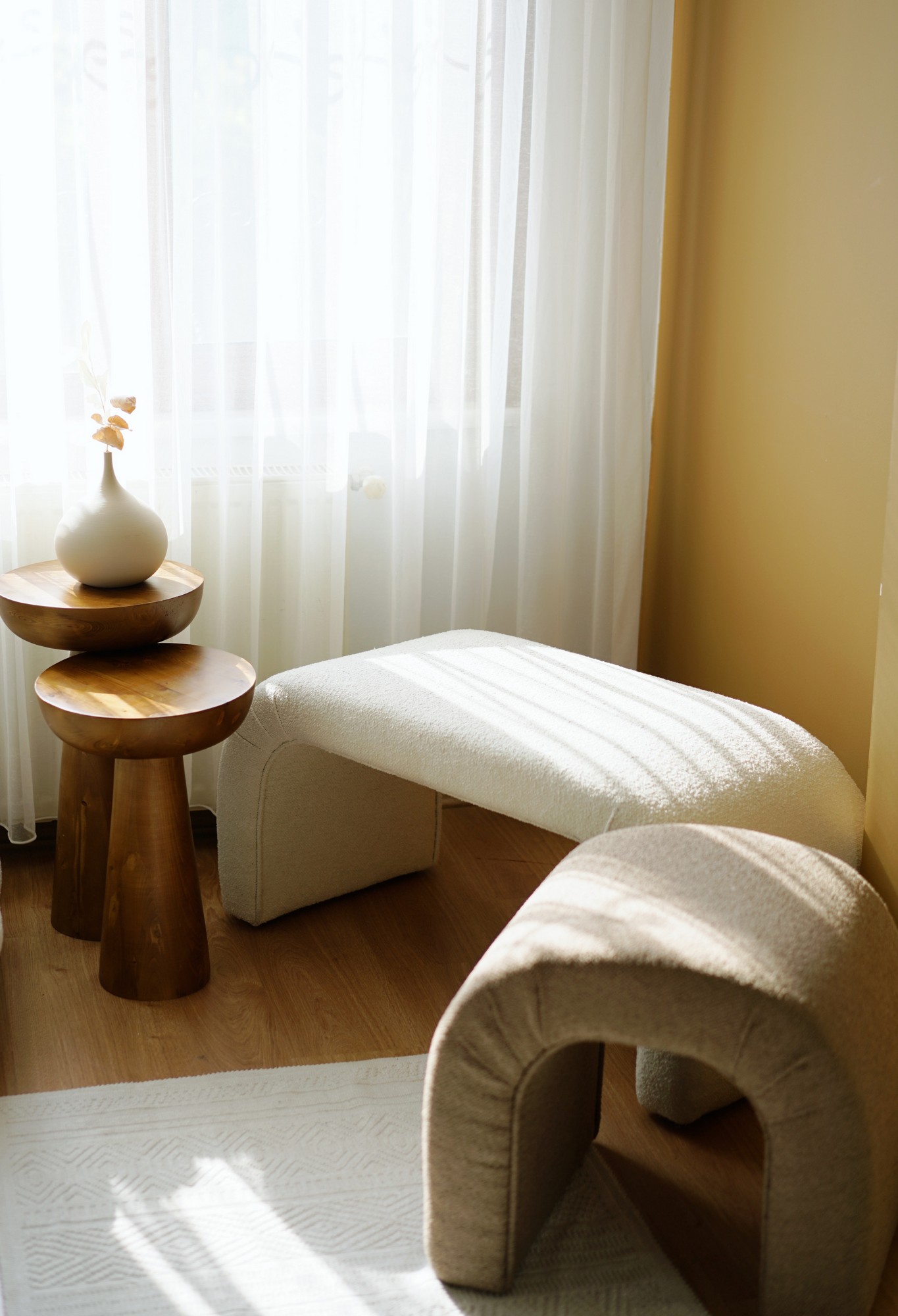 Nu Bank Pouf White