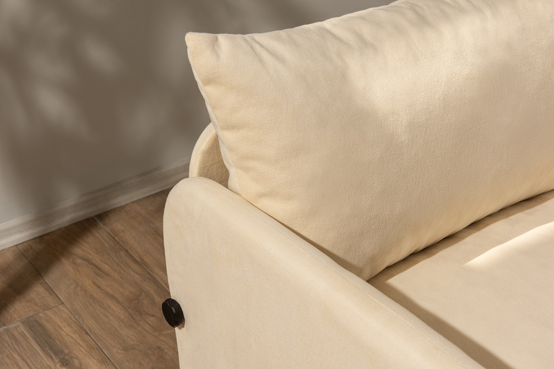 Saga Xl Sleeper Sofa 2-Seater Cream