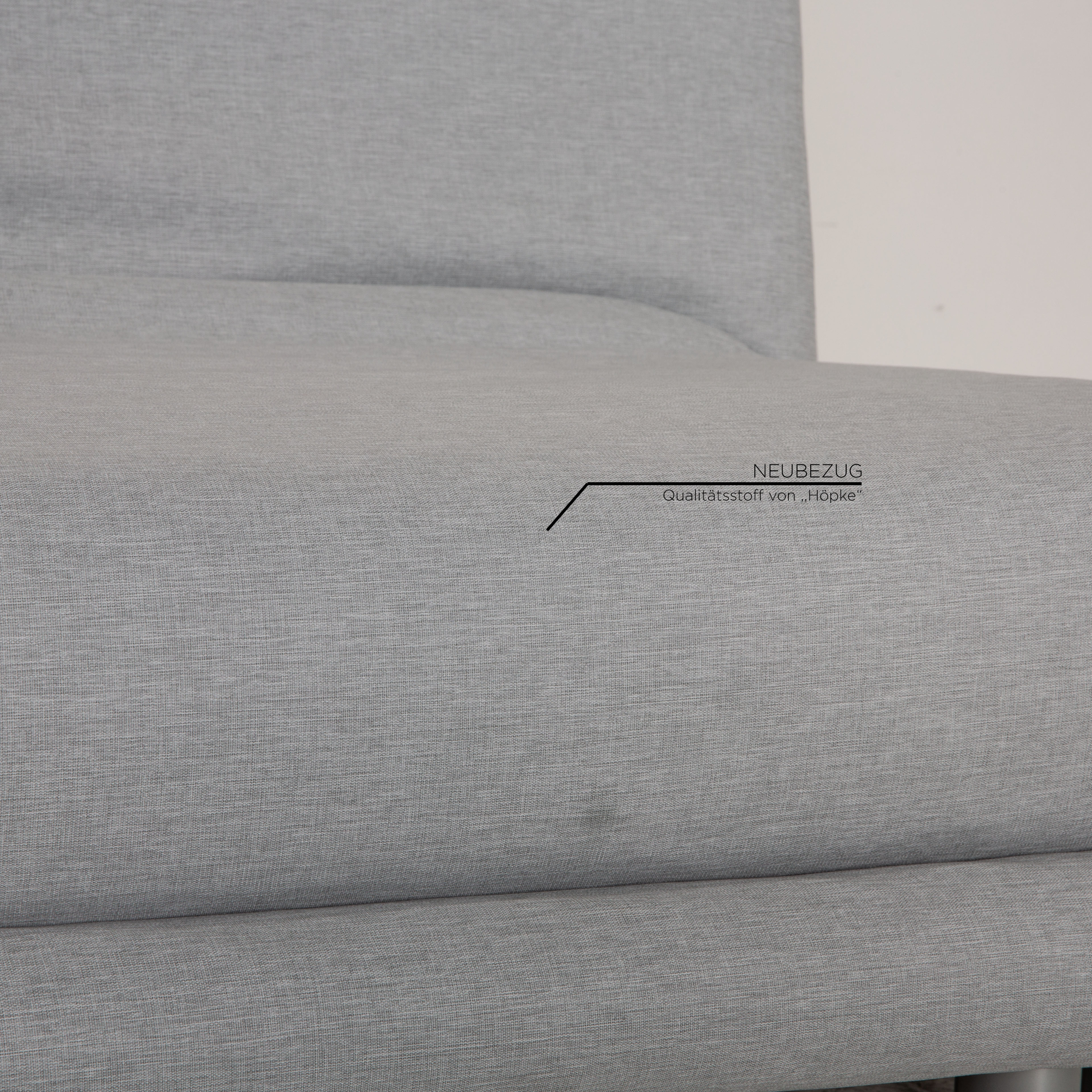 Multy Schlafsofa 2-Sitzer Stoff Hellgrau Neubezug