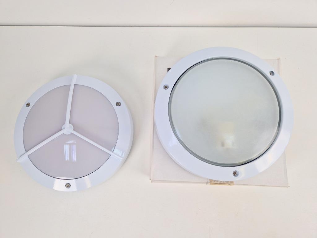 Satela III - Ip54 Wall lamp metal white