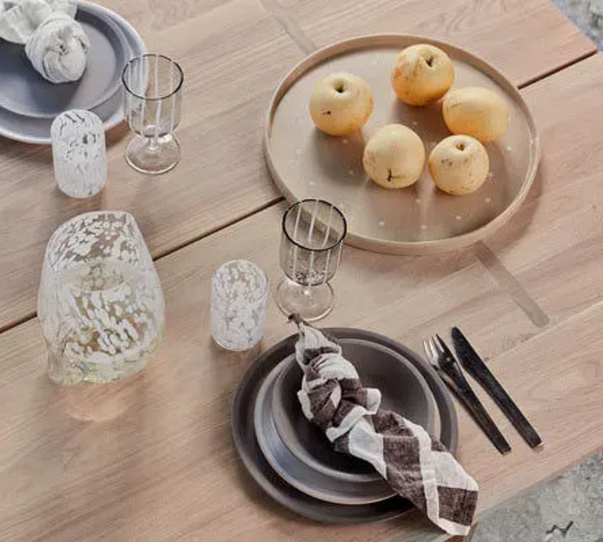 Aki Tablett Stone Beige