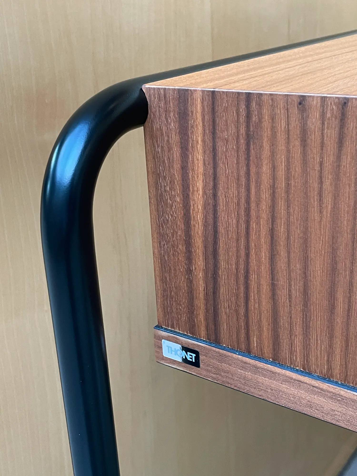 S 1200 Desk Wood Brown