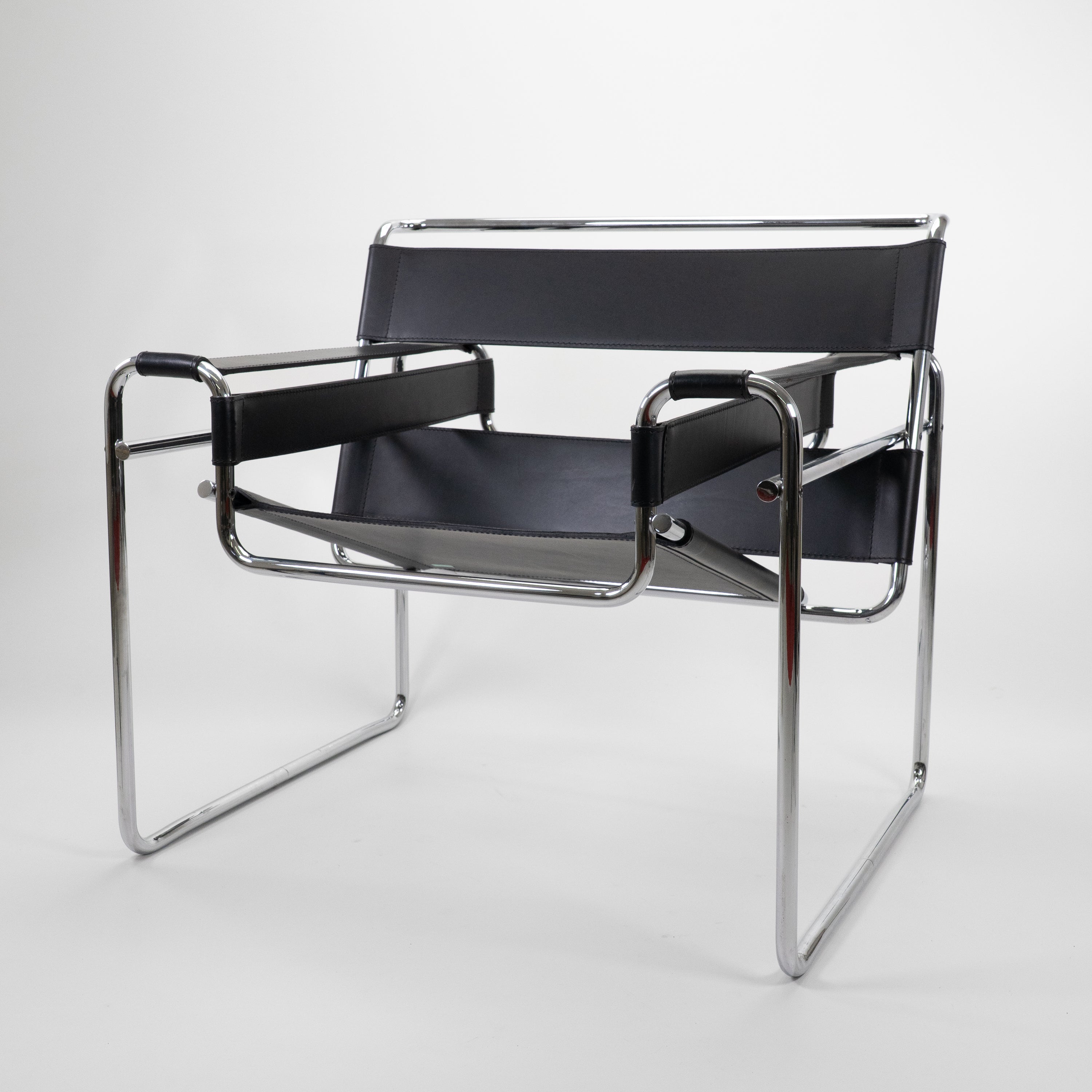 Wassily Chair Chrome Black