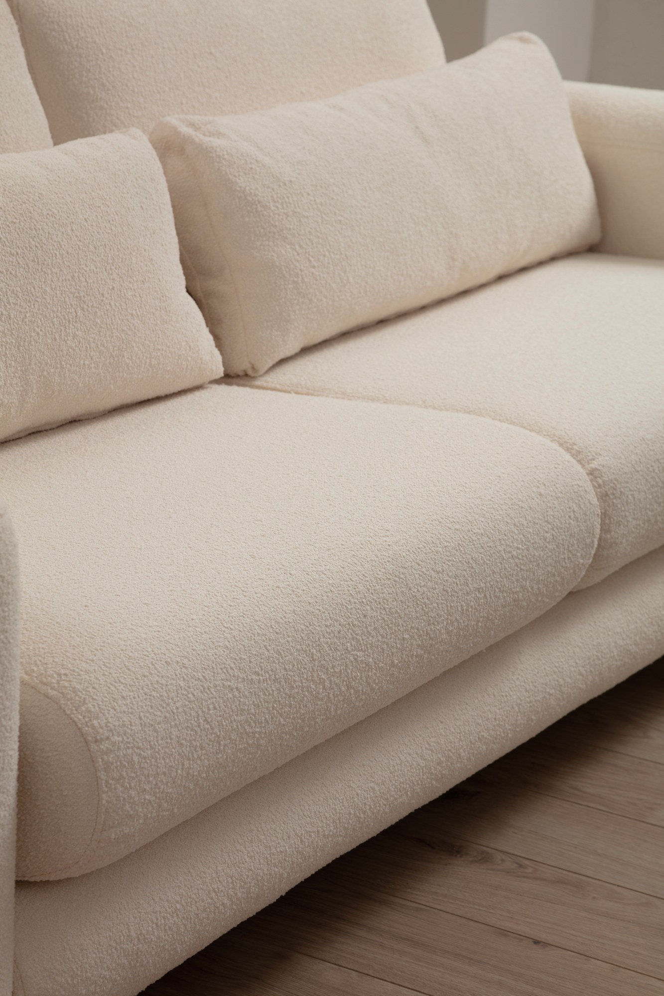 Lily 3-seater sofa Cream