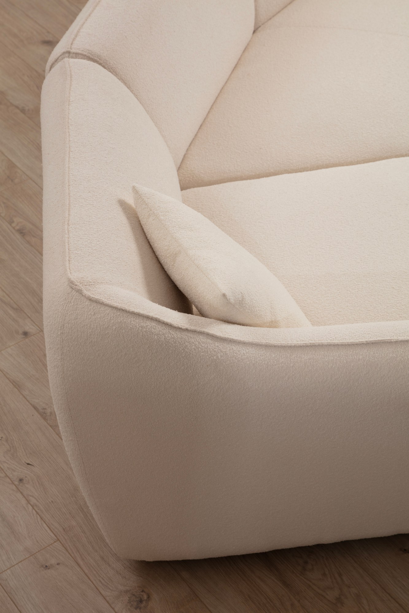 Mentis Corner Sofa Cream