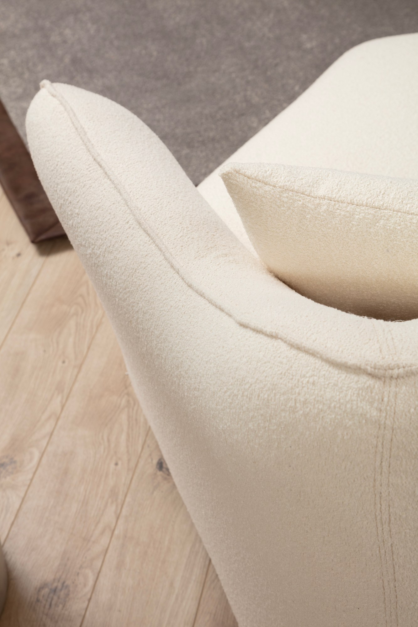 Mentis Corner Sofa Cream