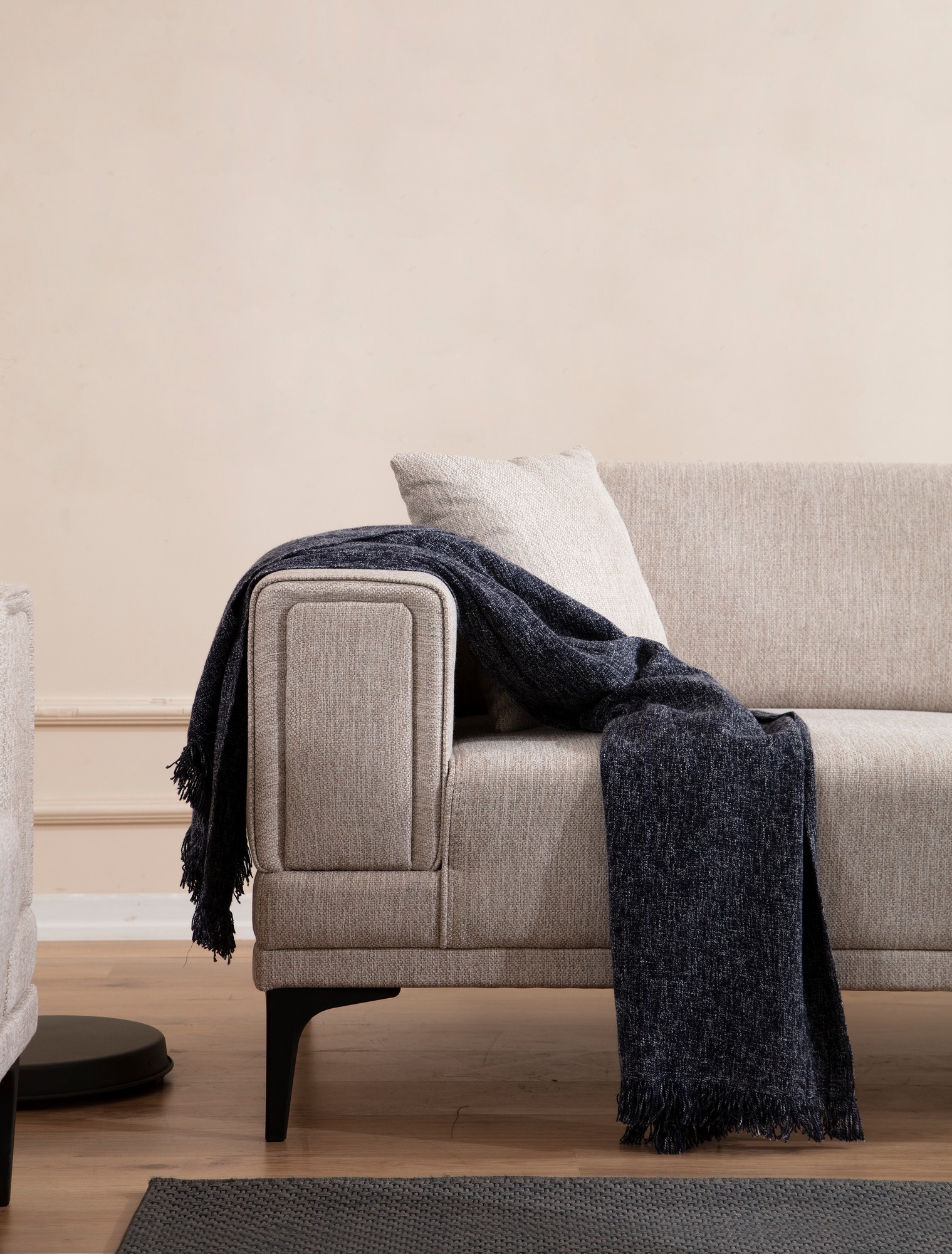 Horizon 2-seater sofa light brown