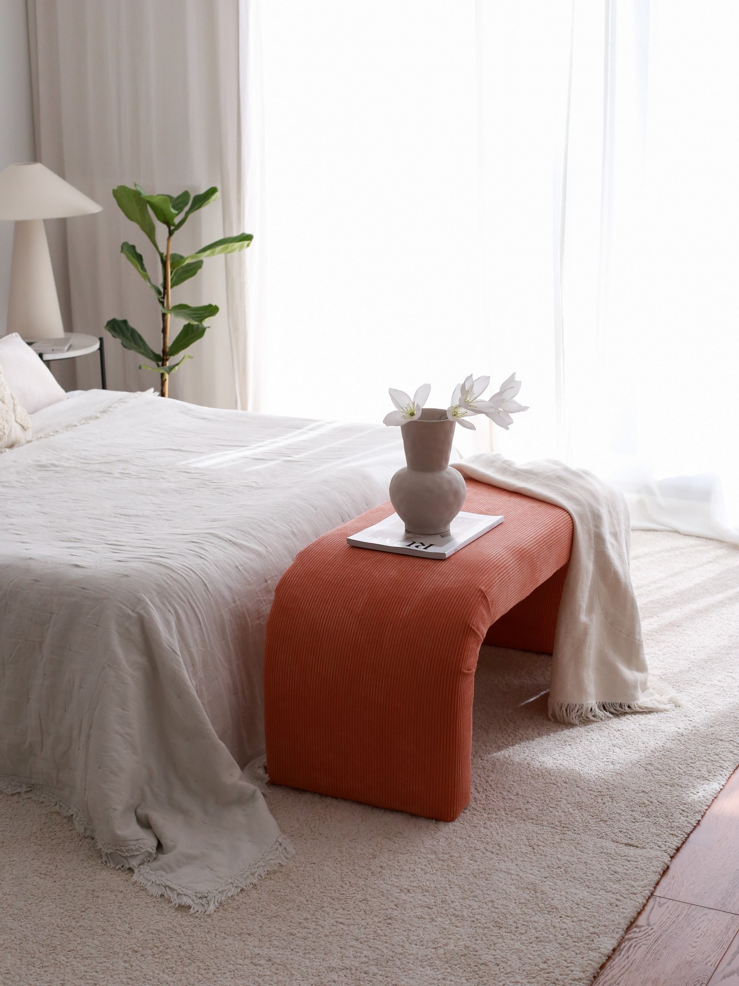 Nu Hocker Coral Red