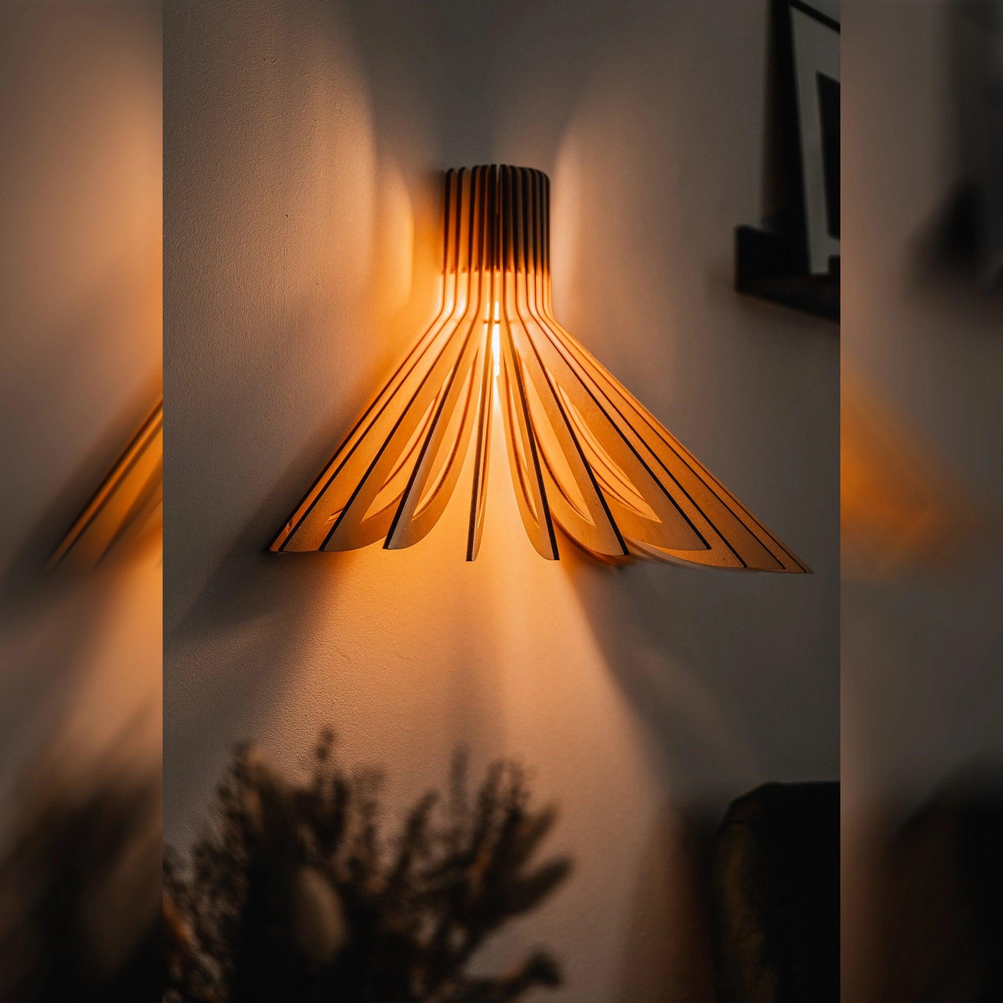 Ava Wall Lamp Wood