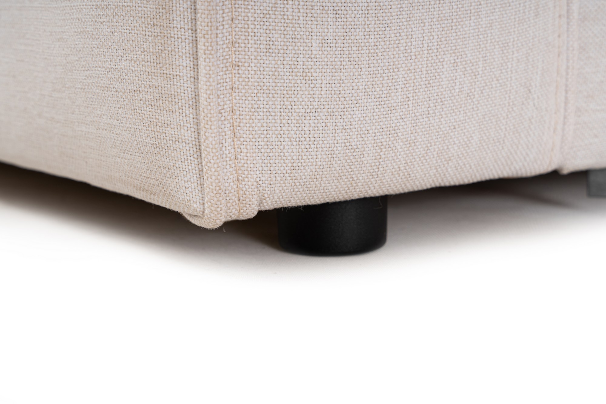 Mora XL 2-seater sofa ecru