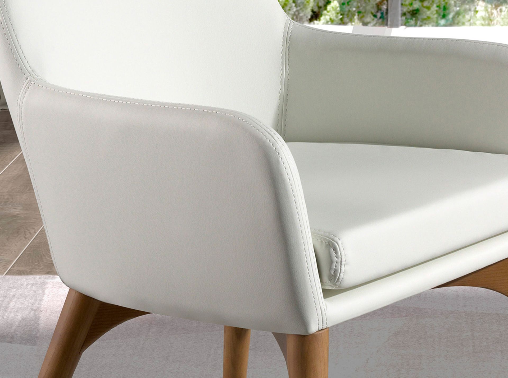 Sedia con braccioli ecopelle legno bianco
