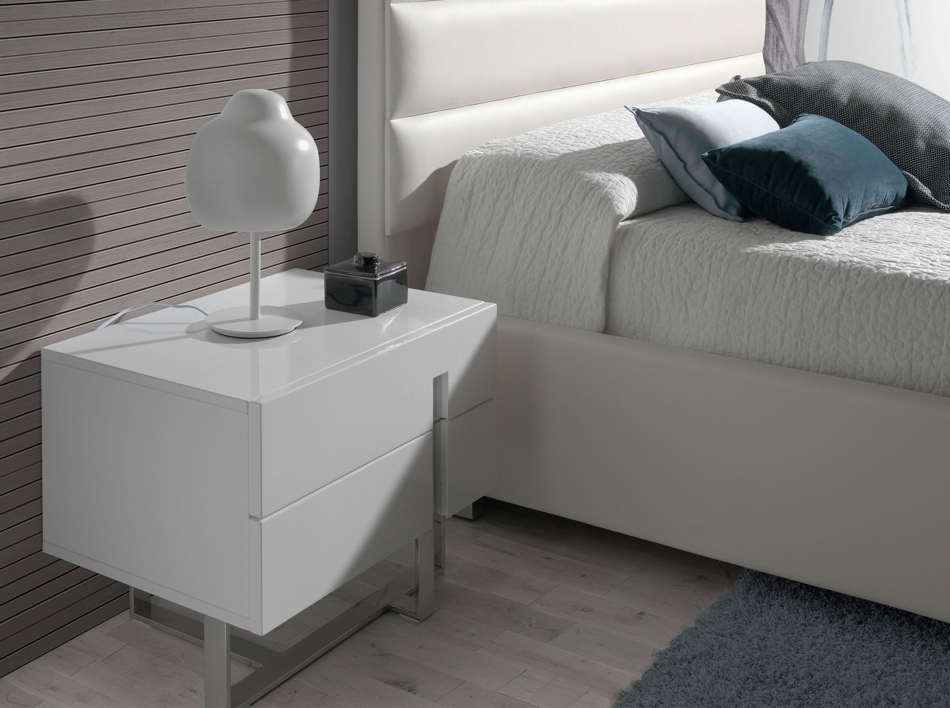Comodino acciaio cromato bianco