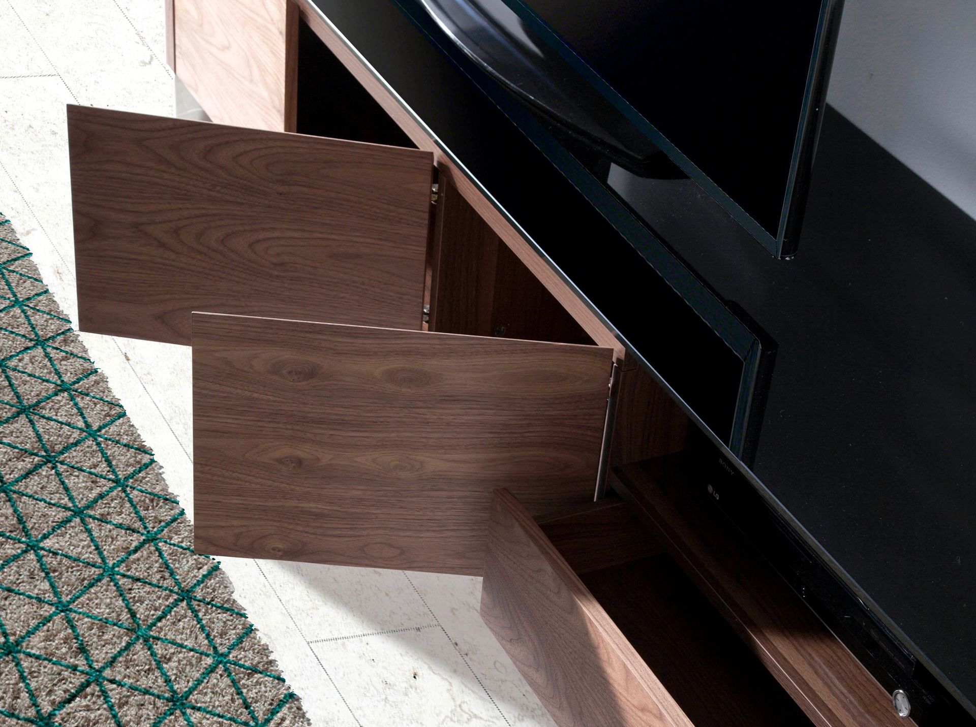 Lowboard wood veneer Chrome-plated steel