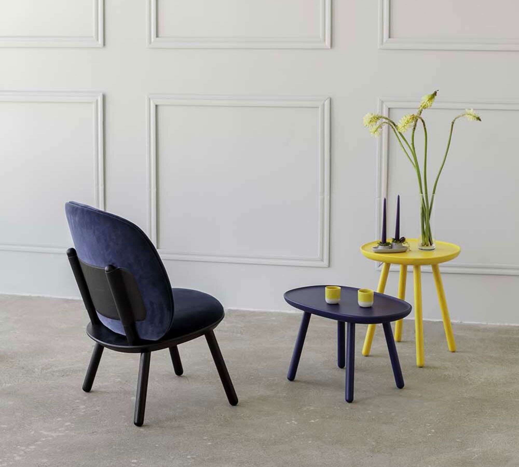 Naïve Lounge chair Ash wood Velvet Navy