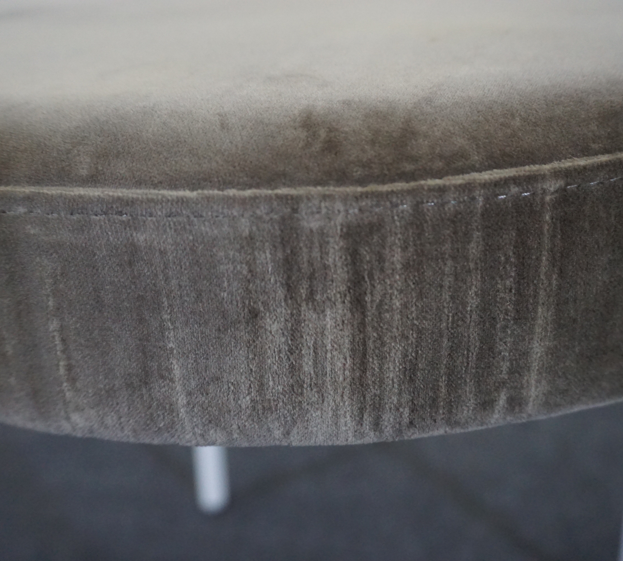 Verner Panton Series 430 Hocker Samt Taupe