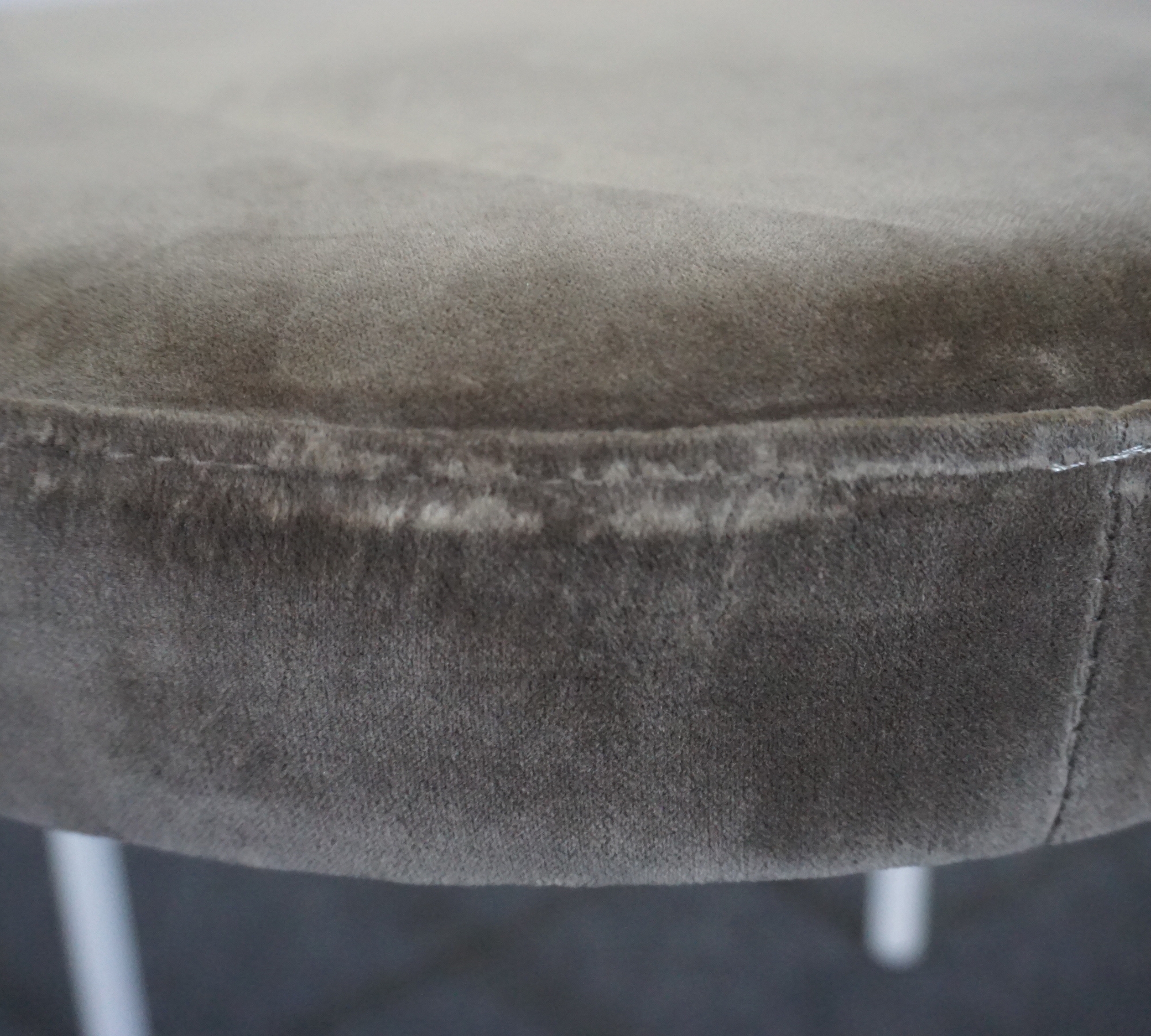 Verner Panton Series 430 Hocker Samt Taupe