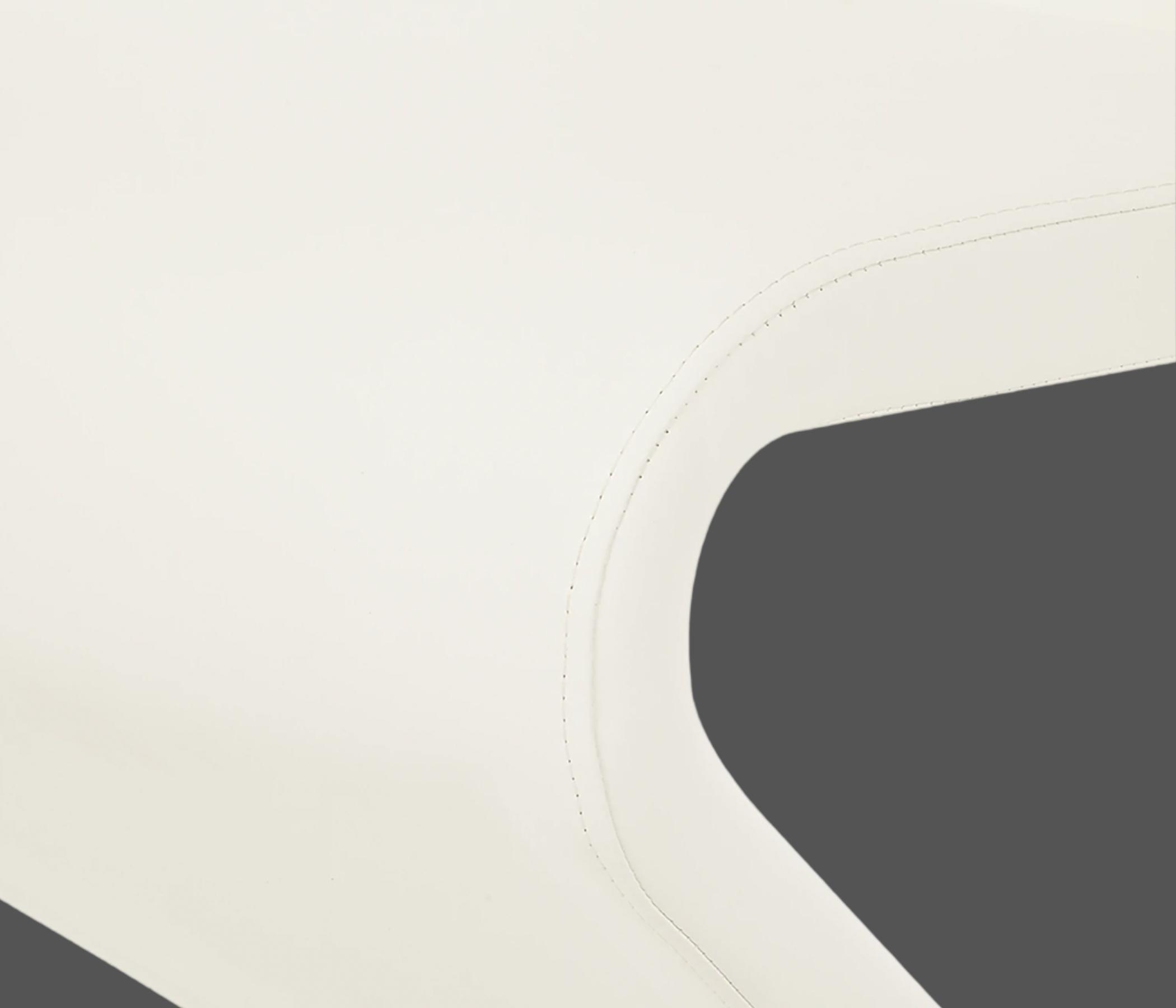 2x cantilever leatherette White