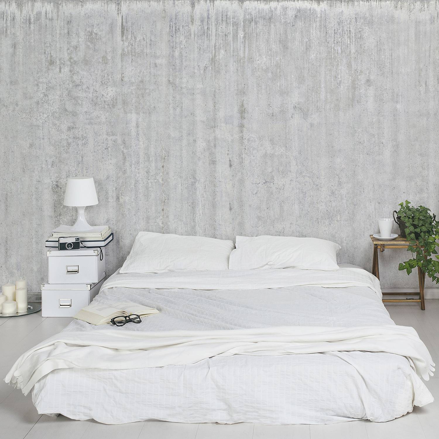 Non-woven wallpaper Loft concrete wall light gray