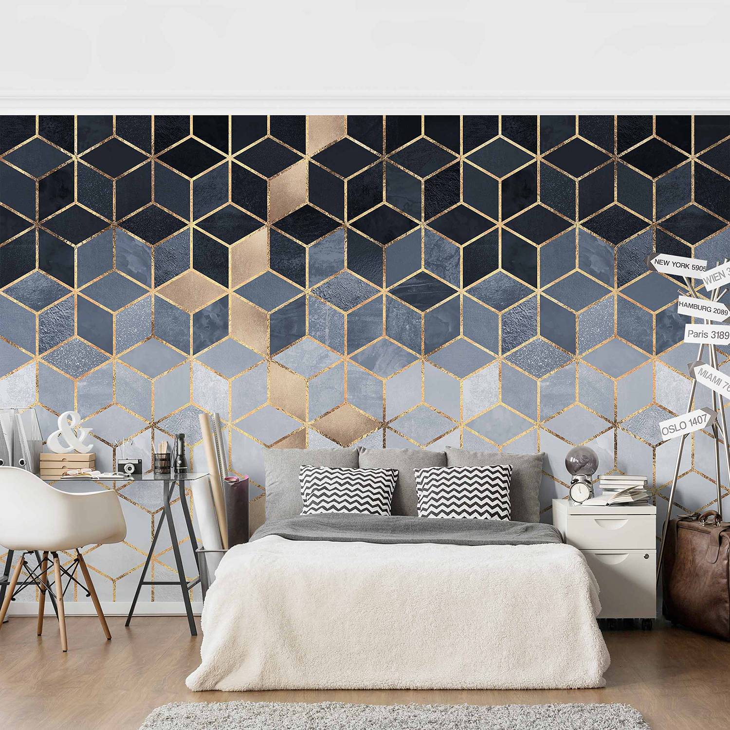 Wallpaper Golden Geometry Blue/White