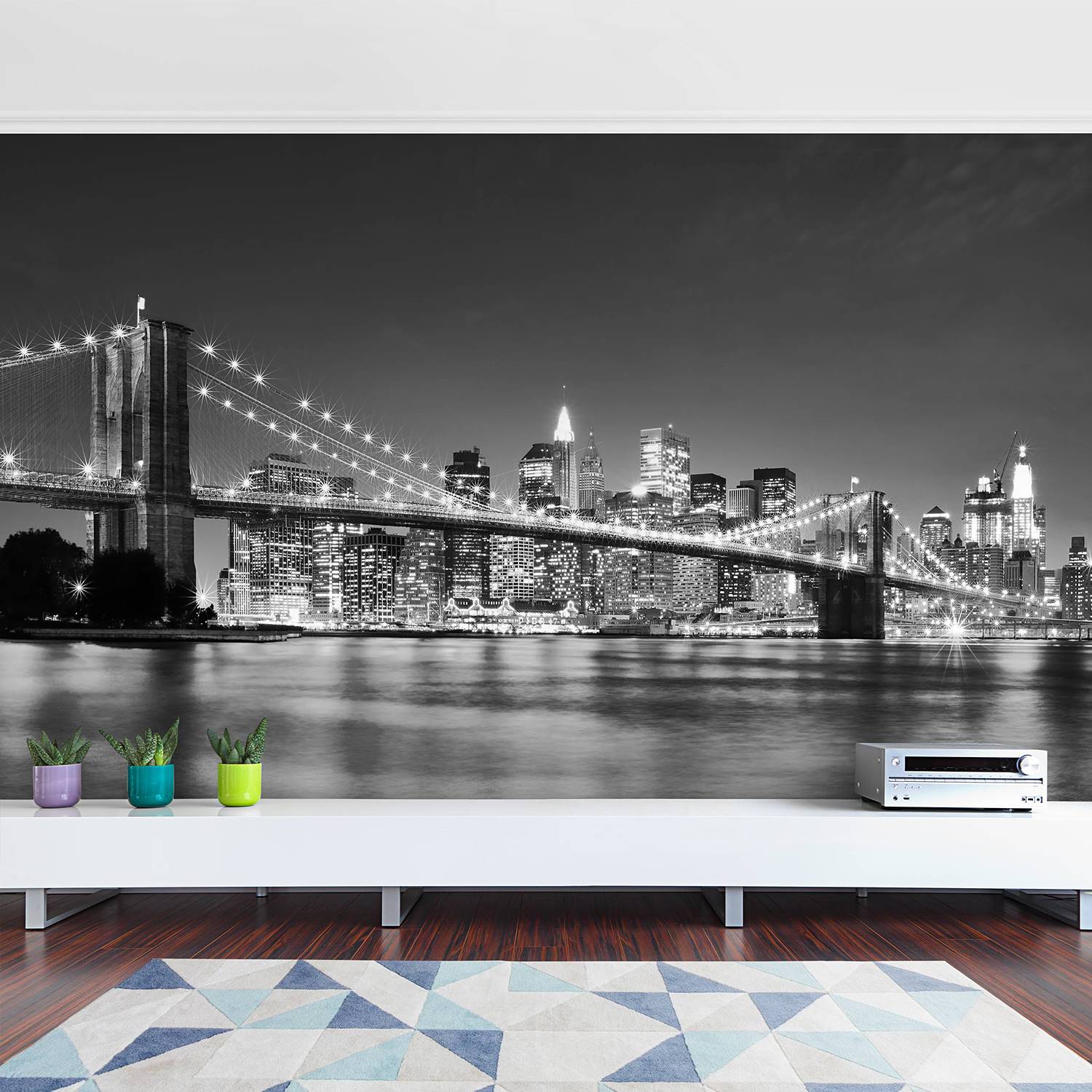 Non-woven wallpaper Manhattan Bridge Black/White