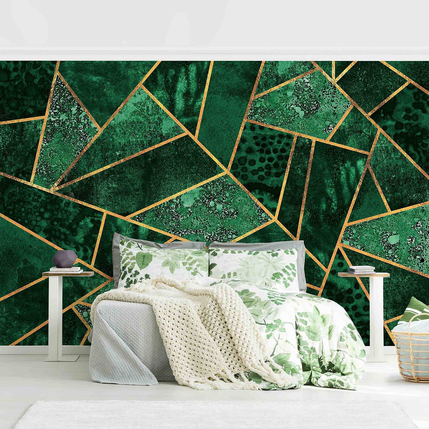 Non-woven wallpaper Dark Emerald with Gold non-woven wallpaper Green