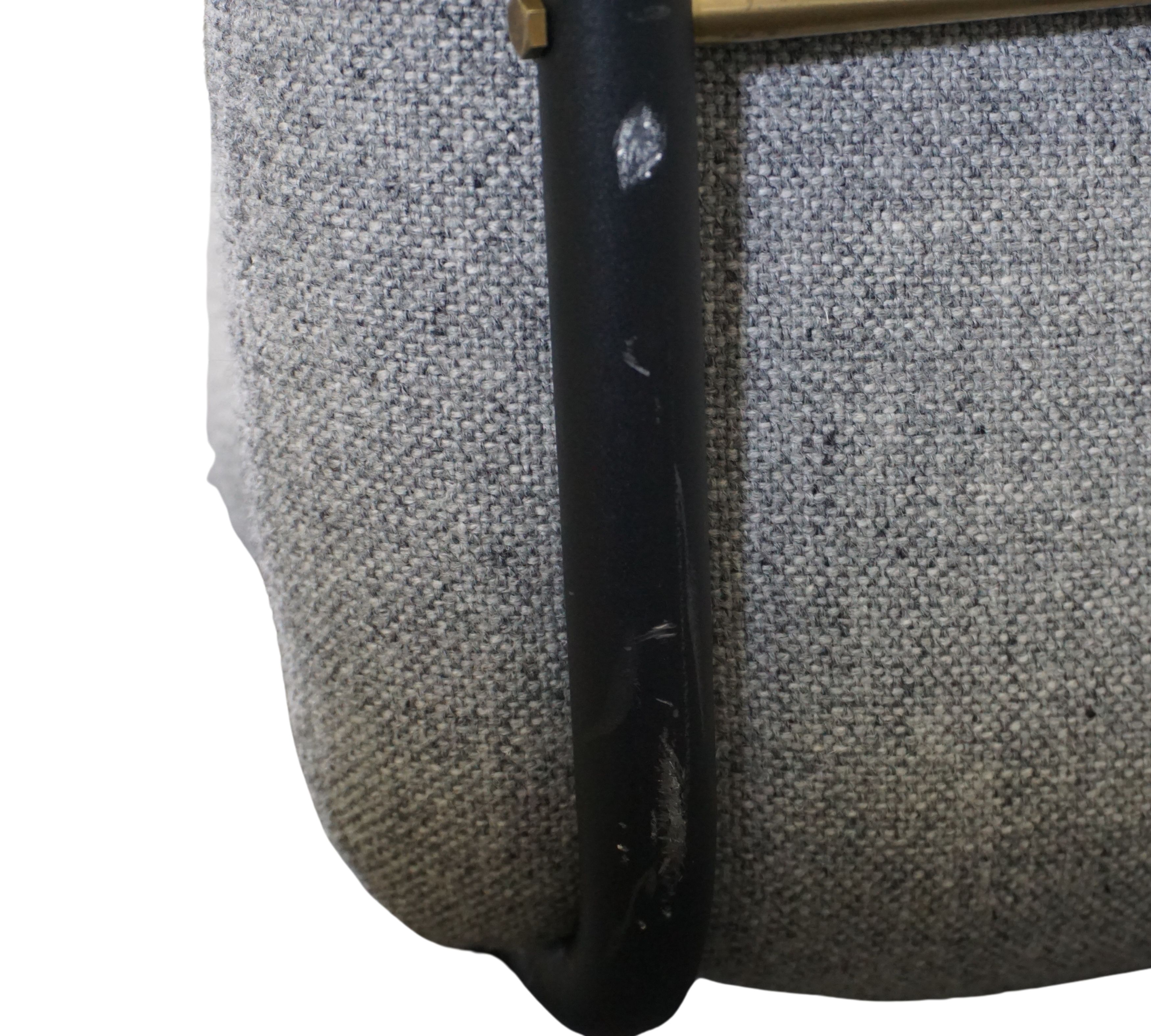 VALET armchair with armrests