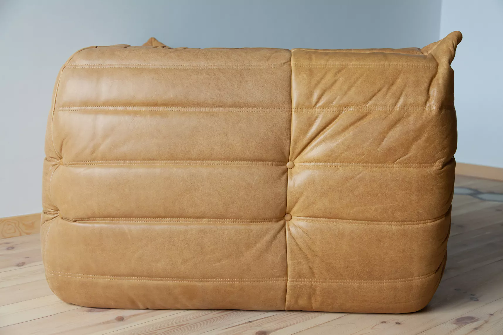 Togo Sectional Sofa Pull-Up Leather Camel Brown